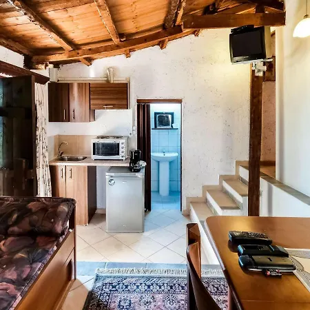 Serene In Askos With Balcony * Agios Nikolaos (Zakynthos)